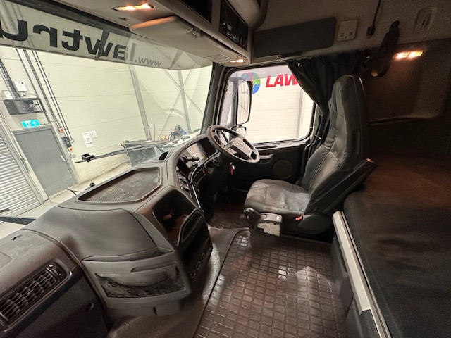 Volvo FH 500 6×2 Midlift Tractor Unit