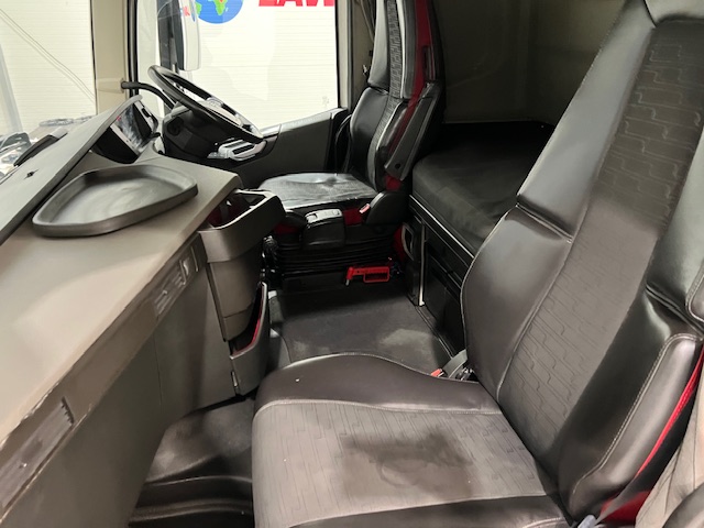 Volvo FH 500 6×2 Midlift Tractor Unit