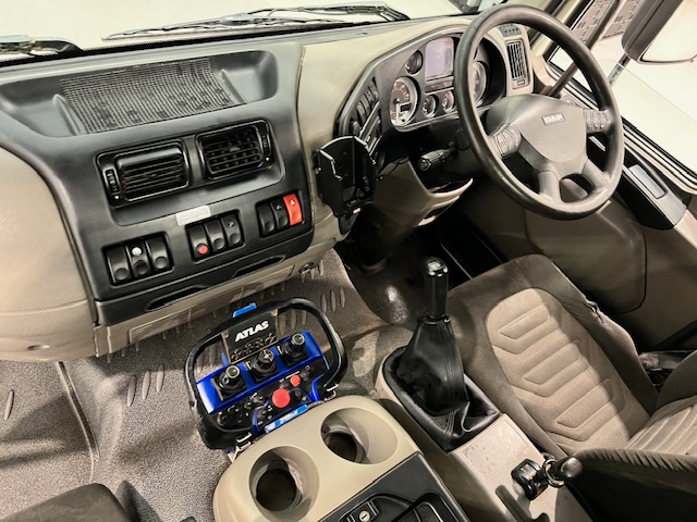 DAF LF55 220 Day Cab Dropside Brick Grab