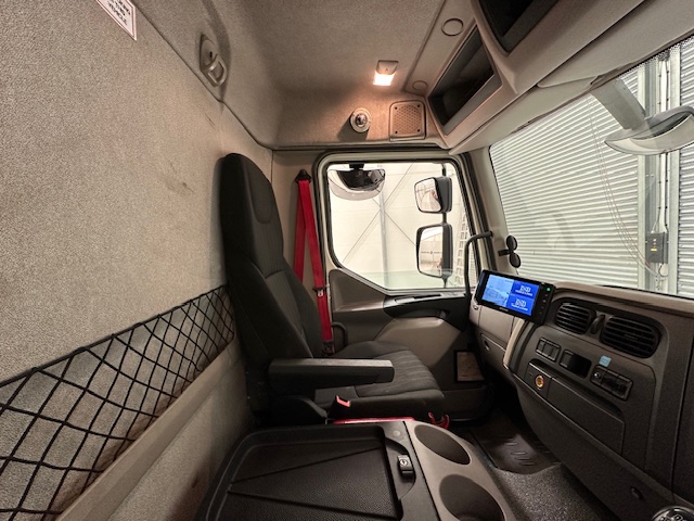 DAF LF 210 Day Cab 4 Car Transporter