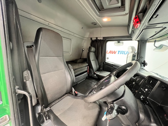 Scania G360 8×2 Sleeper Chassis Cab