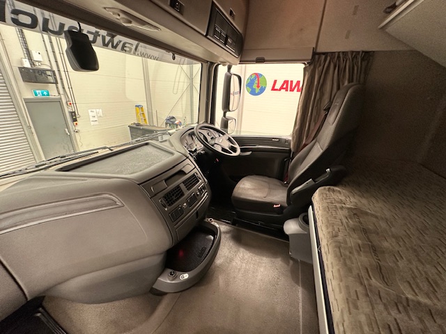 DAF XF 480 6×2 Midlift Tractor Unit