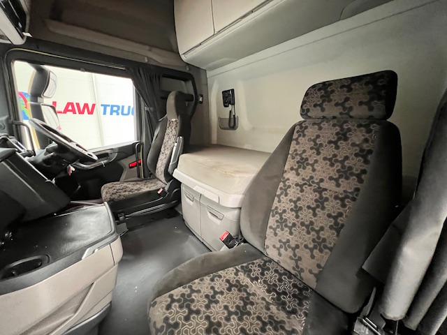 Scania S450 6×2 Midlift Highline Tractor Unit