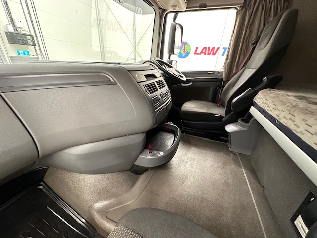 DAF XF 480 6×2 Midlift Tractor Unit