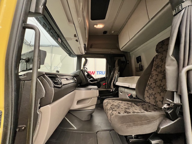 Scania S450 6×2 Midlift Highline Tractor Unit