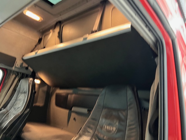 Volvo FH 500 6×2 Rear Lift Flatbed’s Drawbar