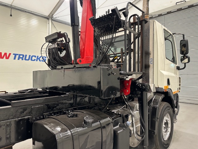 DAF CF75 310 6×4 Day Cab Steel Tipper Grab
