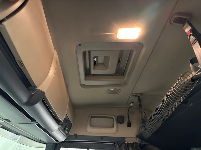 Scania R440 6×2 Rear Lift Brick Grab Drawbar