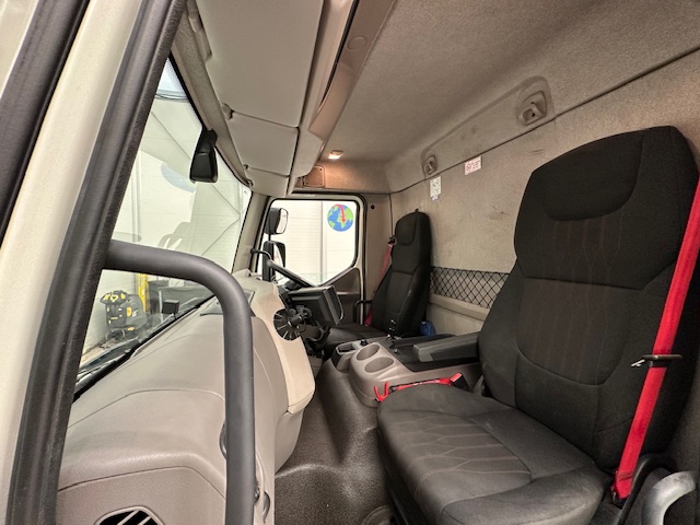 DAF LF 210 Day Cab 4 Car Transporter