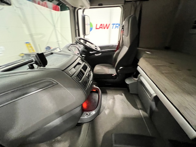 DAF XF 440 6×2 Midlift Tractor Unit PTO