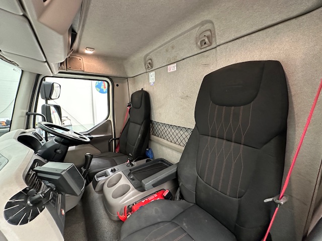 DAF LF 210 Day Cab 4 Car Transporter