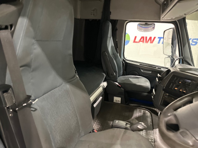 Volvo FH 460 6×2 Sleeper Cab Tractor Unit