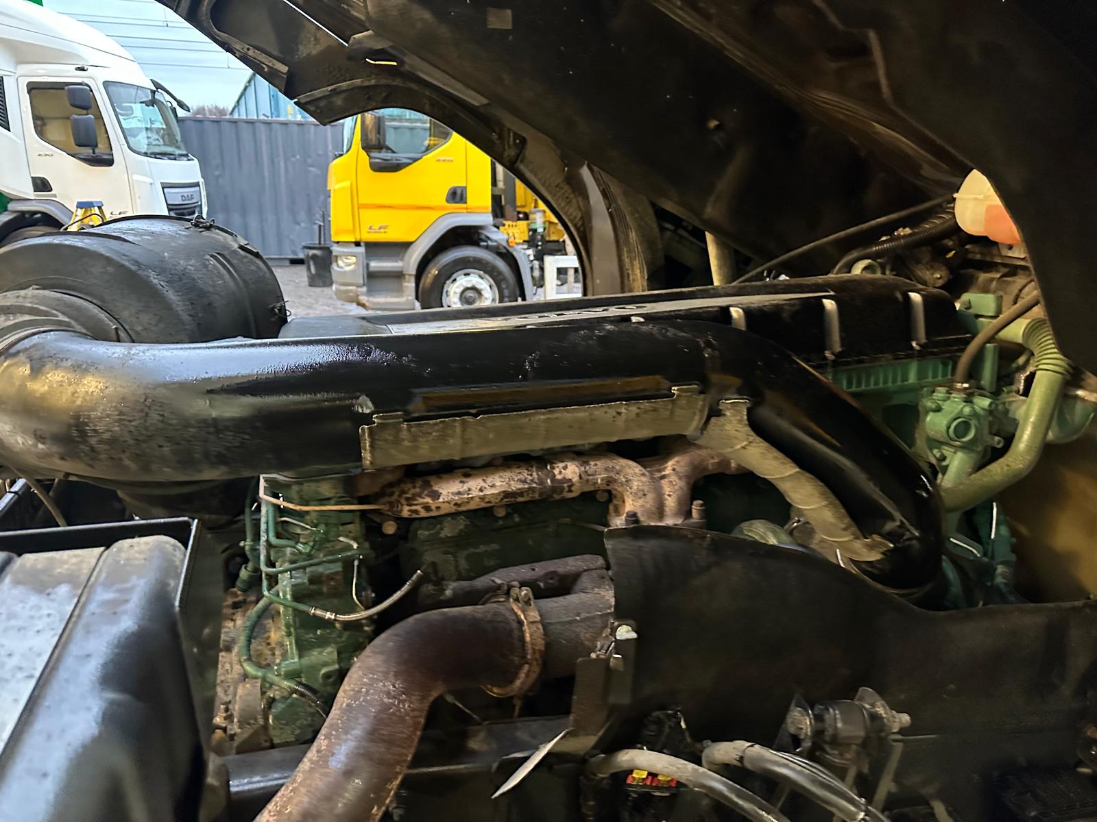 Volvo FH 500 6×2 Midlift Tractor Unit