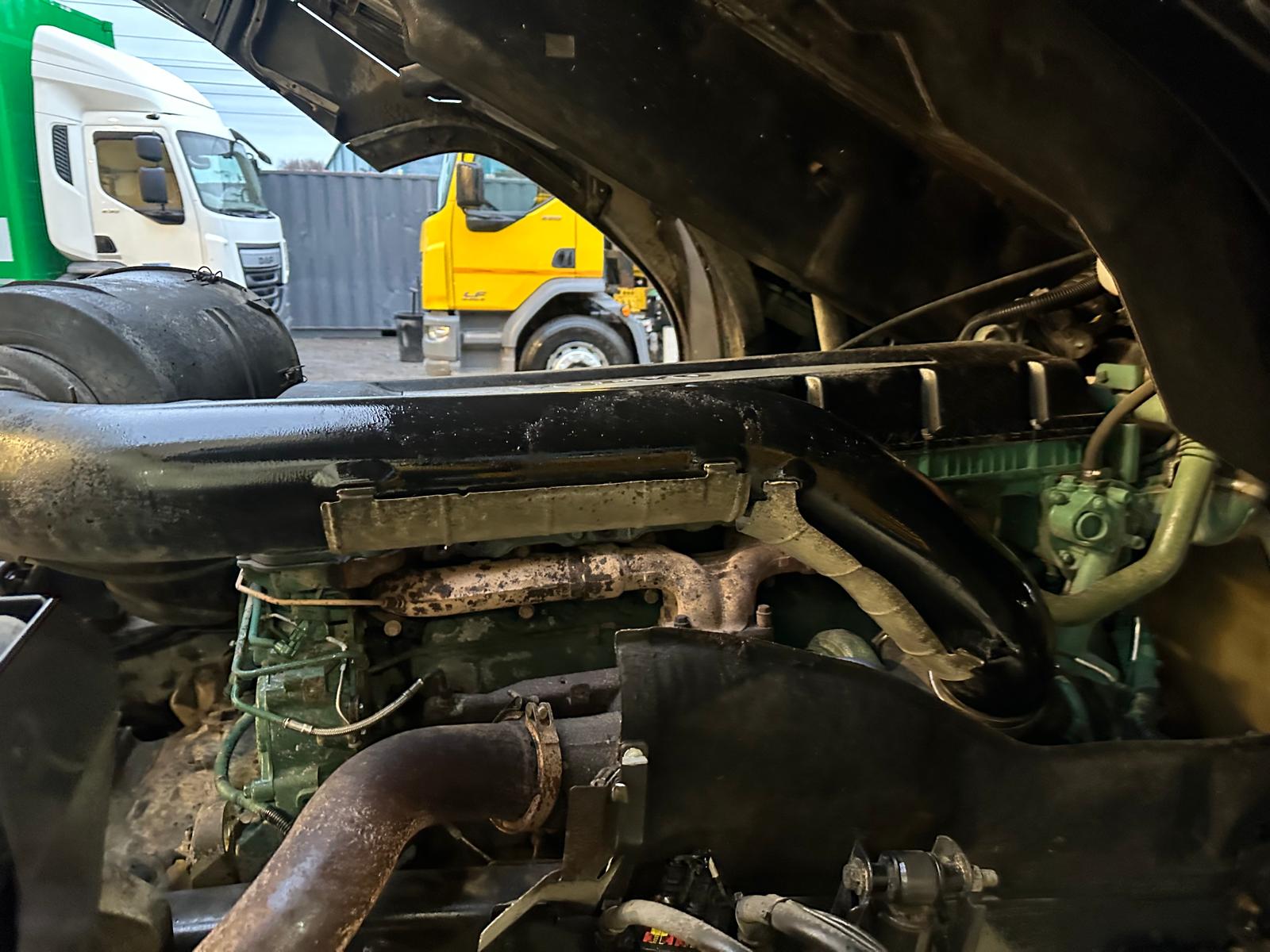 Volvo FH 500 6×2 Midlift Tractor Unit