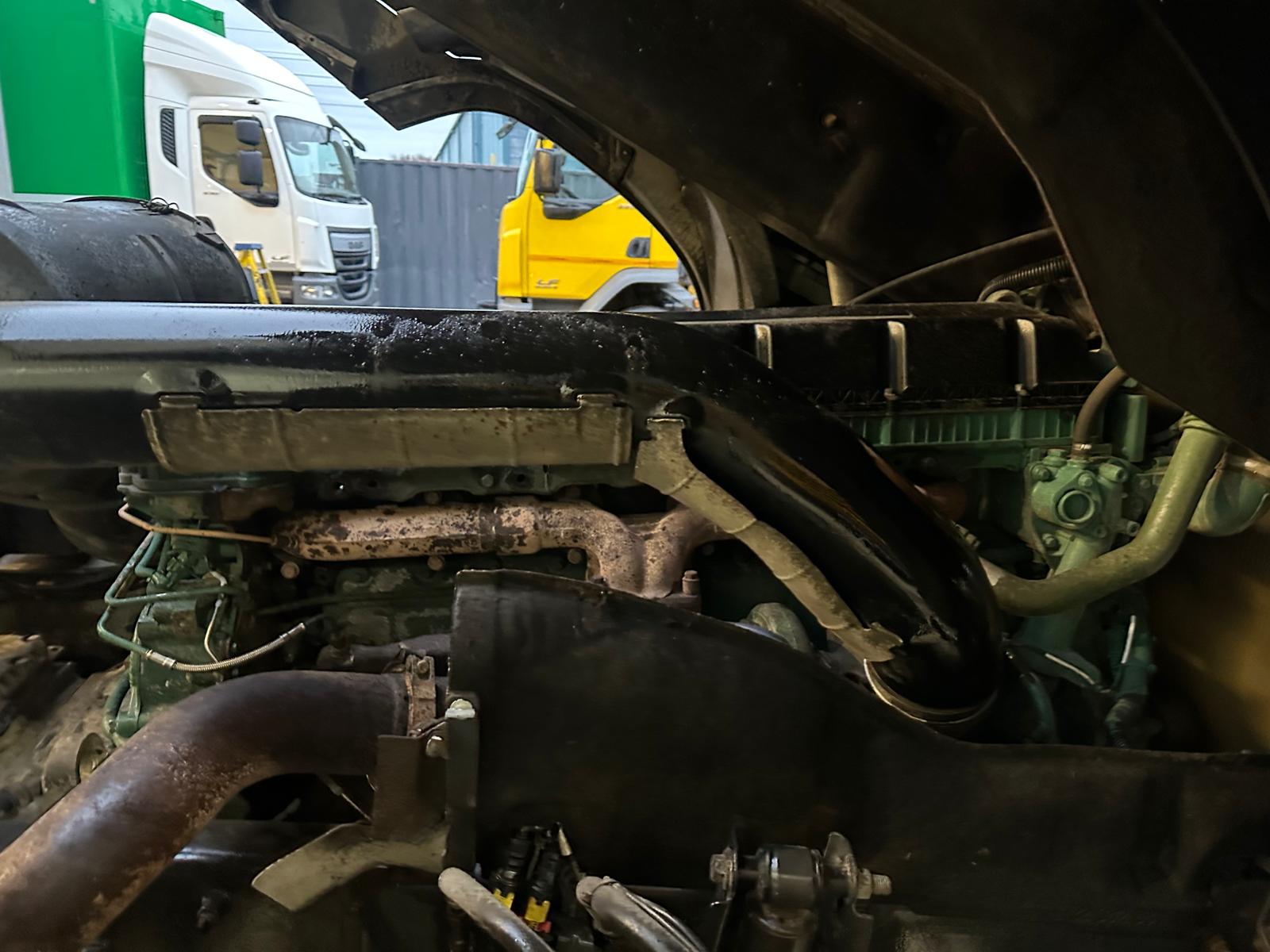 Volvo FH 500 6×2 Midlift Tractor Unit