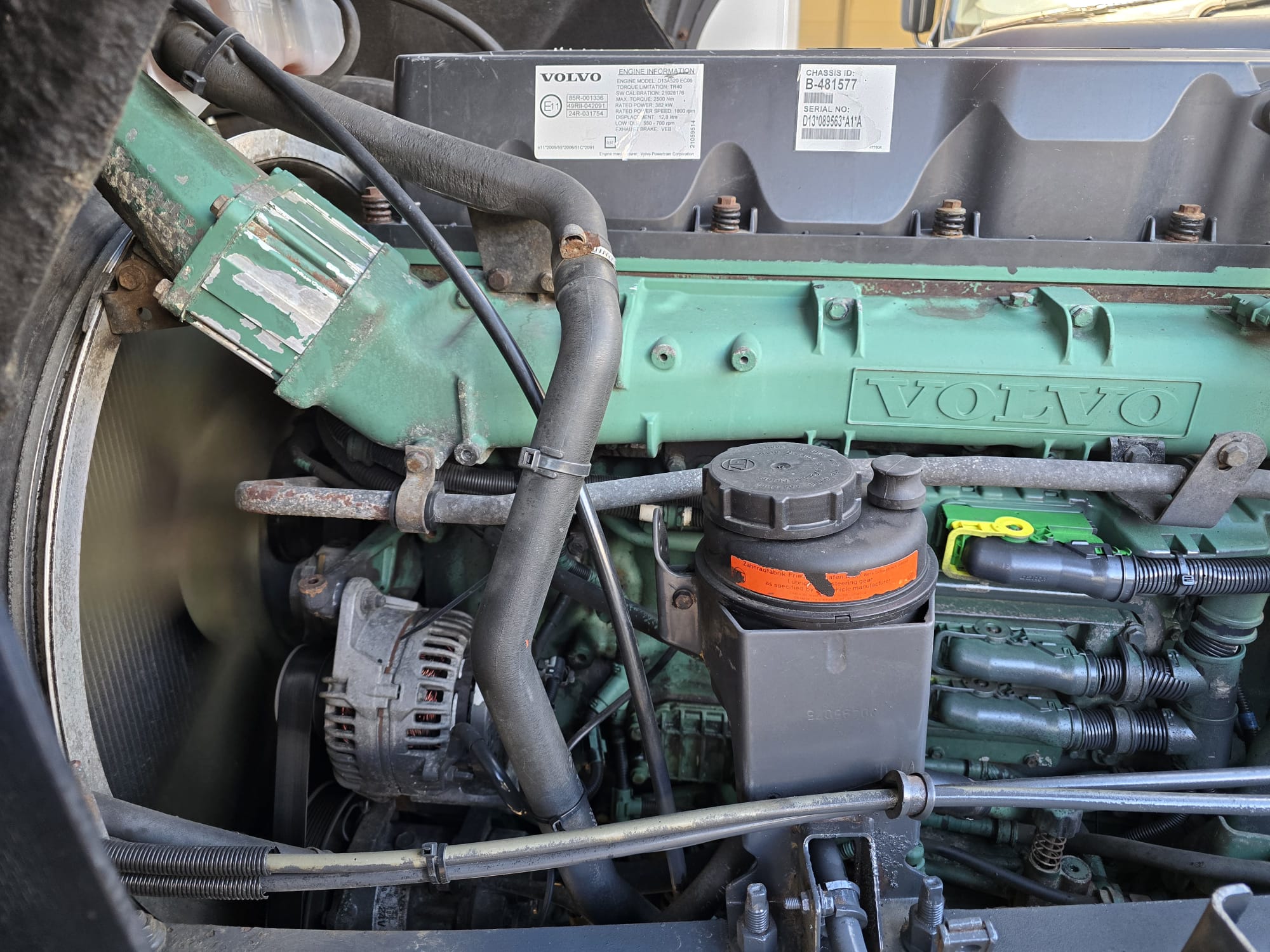 Volvo FH 520 6×2 Sleeper Cab Tractor Unit Manual