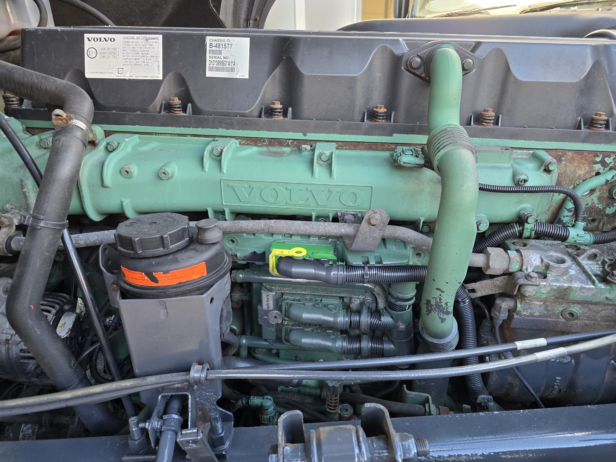 Volvo FH 520 6×2 Sleeper Cab Tractor Unit Manual