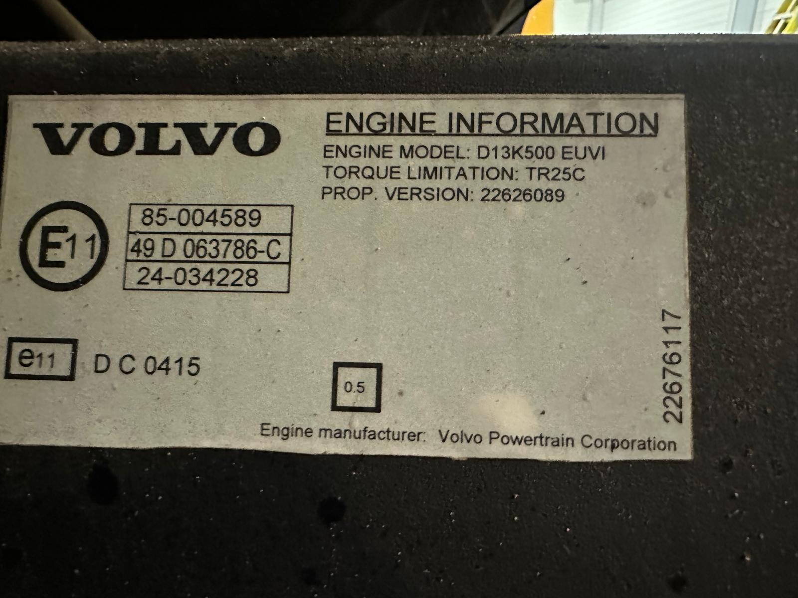 Volvo FH 500 6×2 Midlift Tractor Unit