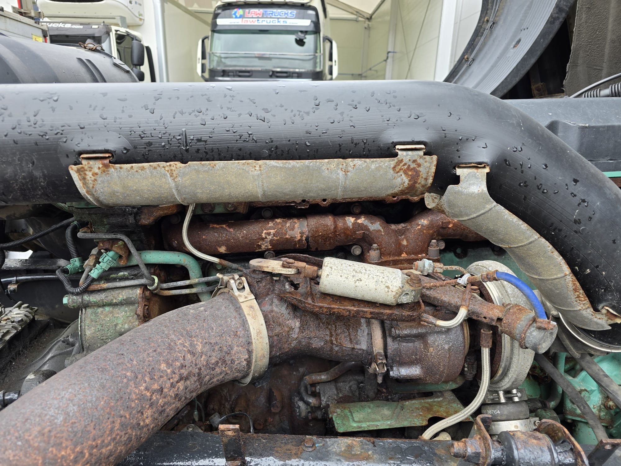 Volvo FH 460 6×2 Midlift Tractor Unit PTO