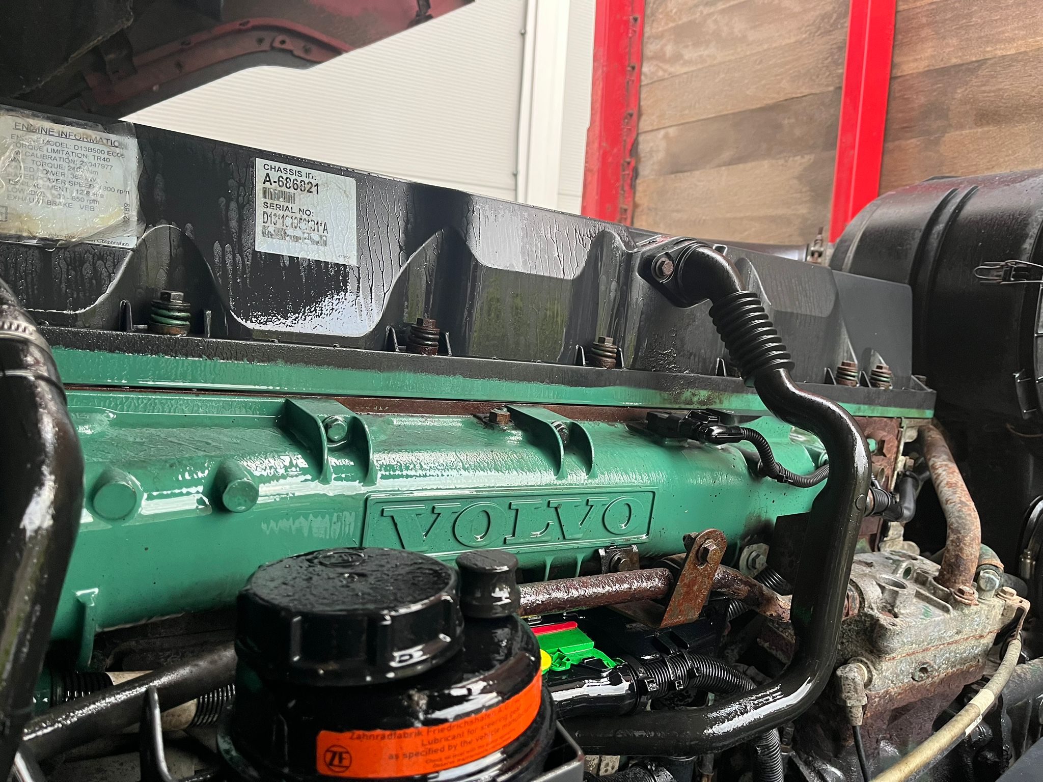 Volvo FH 500 6×2 Rear Lift Flatbed’s Drawbar