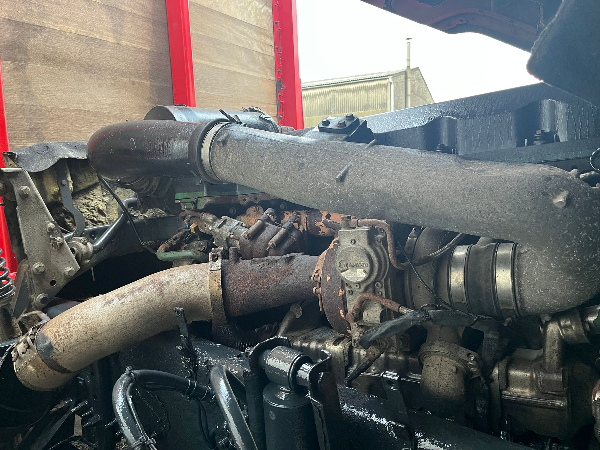 Volvo FH 500 6×2 Rear Lift Flatbed’s Drawbar