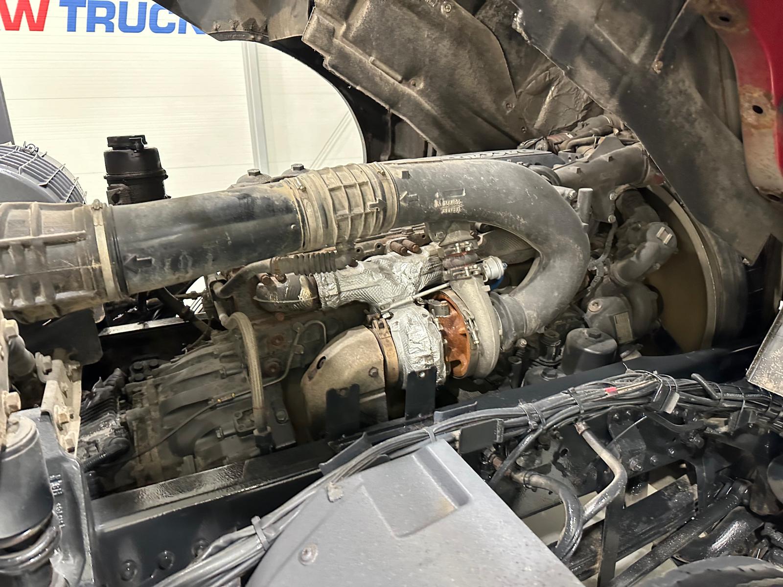 DAF CF85 460 6×2 Flatbed Drawbar Brick Grab