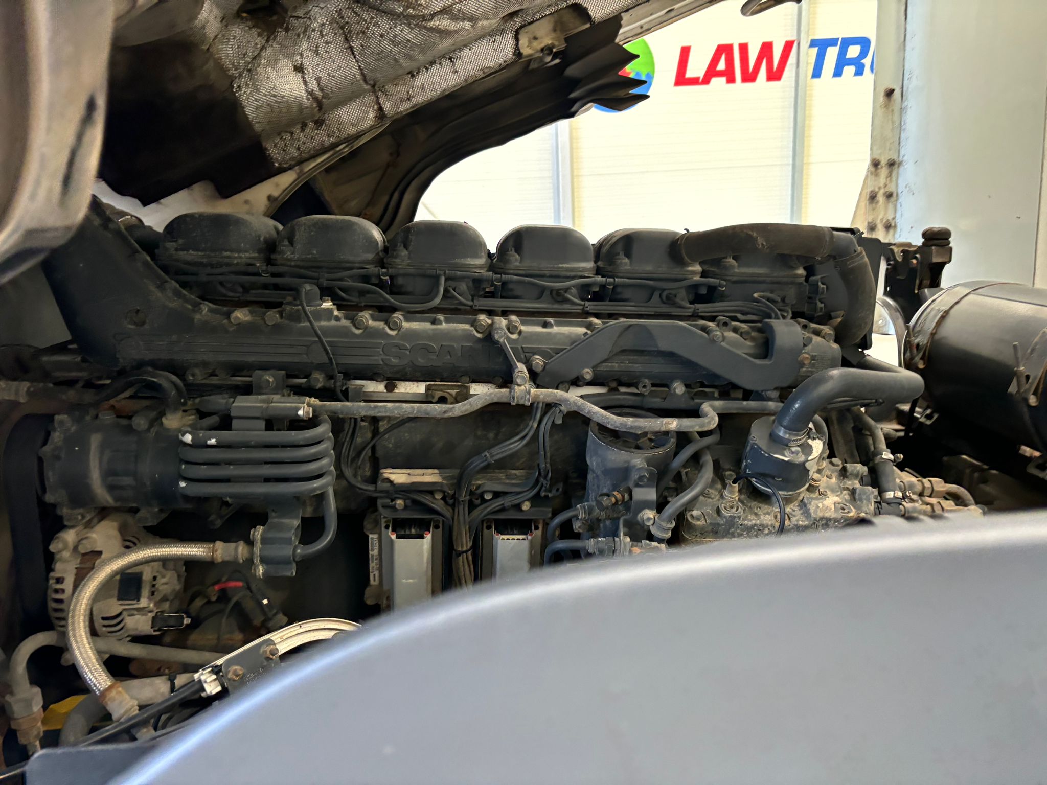 Scania R440 6×2 Rear Lift Brick Grab Drawbar