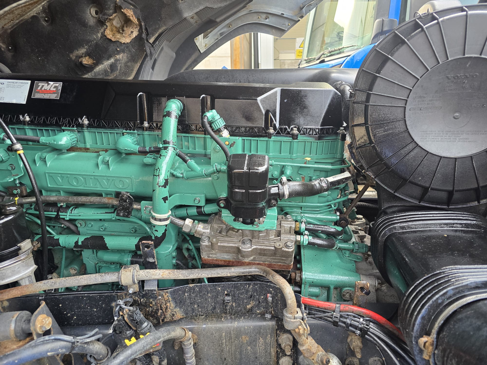 Volvo FH 500 6×2 Midlift Tractor Unit