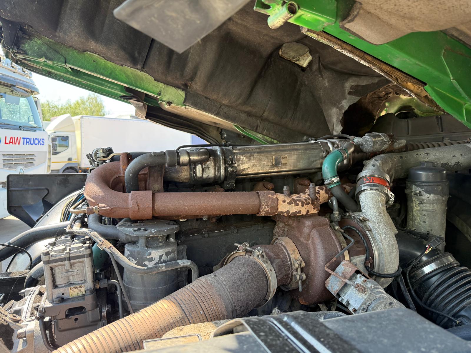 Scania G360 8×2 Sleeper Chassis Cab
